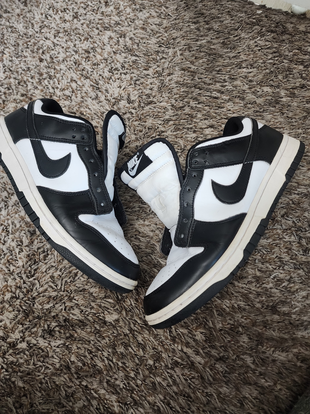 Nike Men’s Black/White Pand Dunks  Low-Top Sneakers